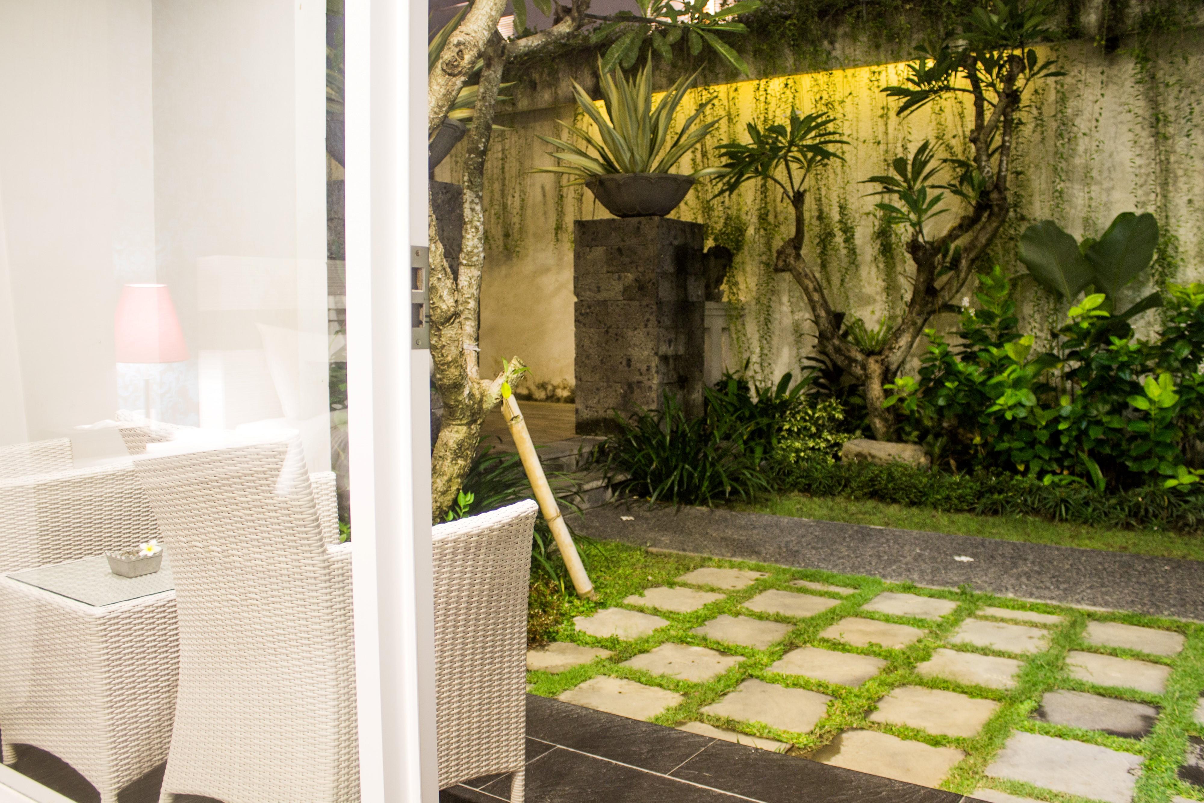 Transera Kamini Legian Hotel מראה חיצוני תמונה
