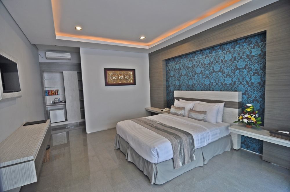 Transera Kamini Legian Hotel מראה חיצוני תמונה