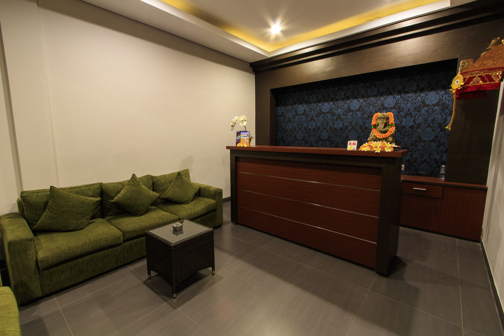 Transera Kamini Legian Hotel מראה חיצוני תמונה
