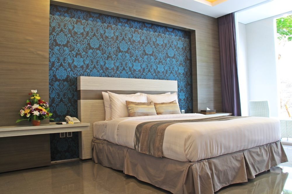 Transera Kamini Legian Hotel מראה חיצוני תמונה